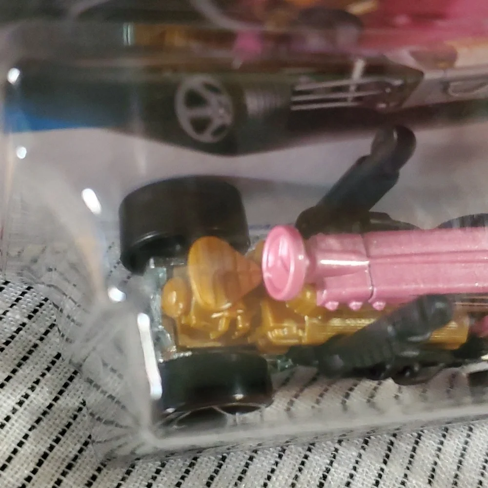 Hot‎ Wheels